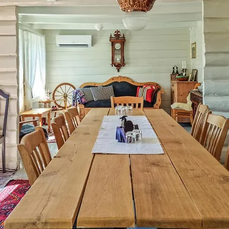 Gorgeous In With Wifi *